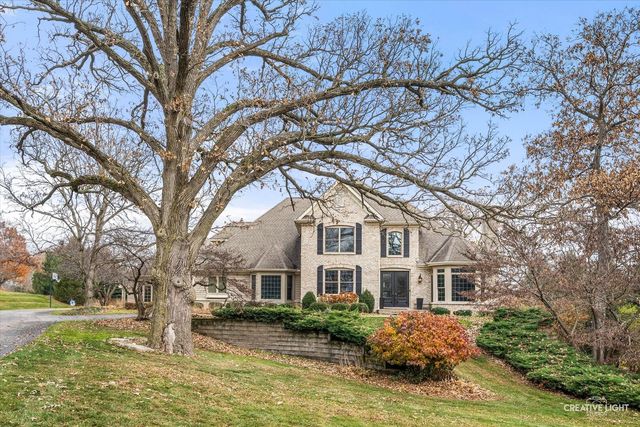 6N499 Brookhaven Lane, St. Charles, IL 60175