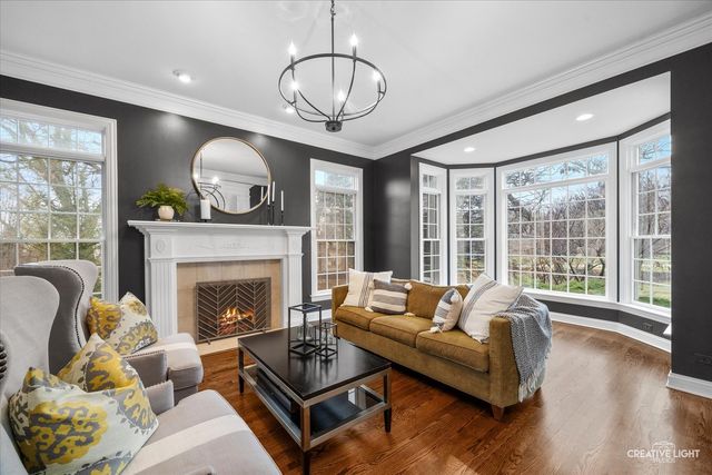 6N499 Brookhaven Lane, St. Charles, IL 60175