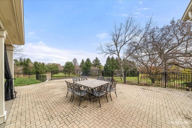 6N499 Brookhaven Lane, St. Charles, IL 60175