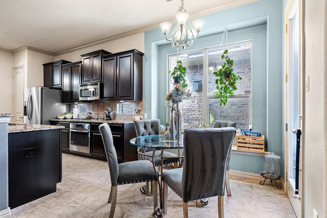 2459 Embleton Drive, Lewisville, TX 75067