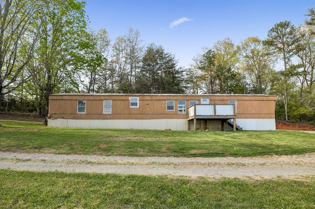 1033 Pollard Rd, Walling, TN 38587