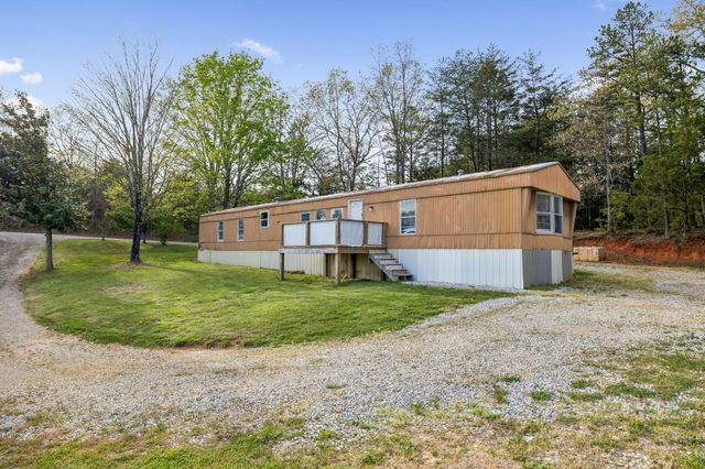 1033 Pollard Rd, Walling, TN 38587