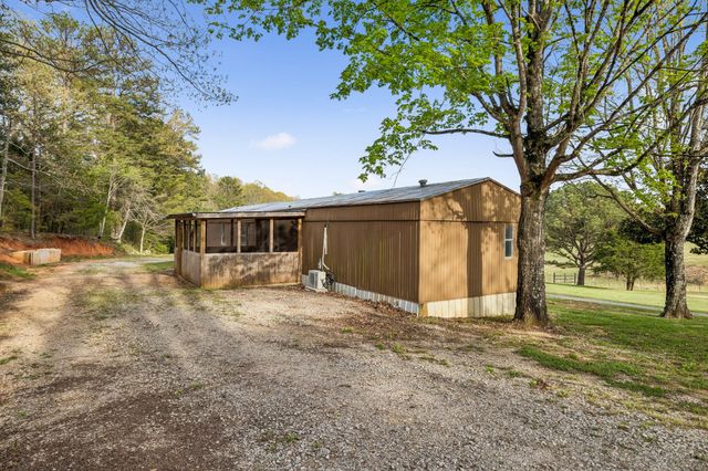 1033 Pollard Rd, Walling, TN 38587