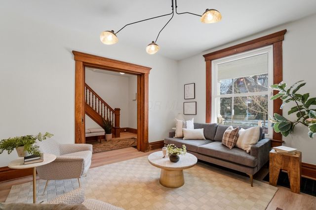 332 E Mithoff Street, Columbus, OH 43206