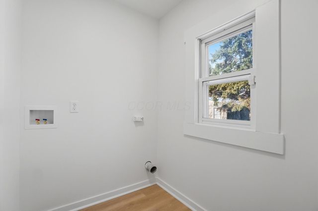 332 E Mithoff Street, Columbus, OH 43206