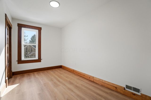 332 E Mithoff Street, Columbus, OH 43206