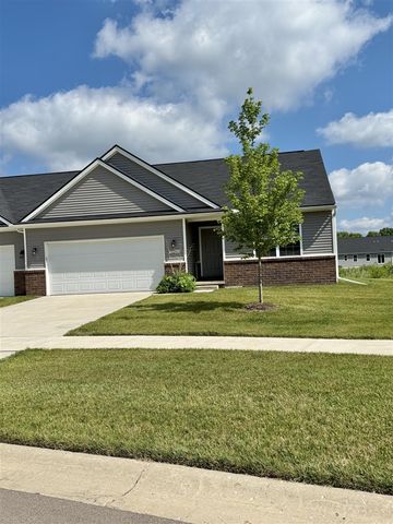 10284 Swan Lake Circle, Ypsilanti, MI 48197
