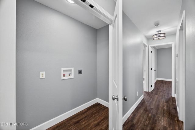 1112 N Shady Lane Loop, Clarkrange, TN 38553