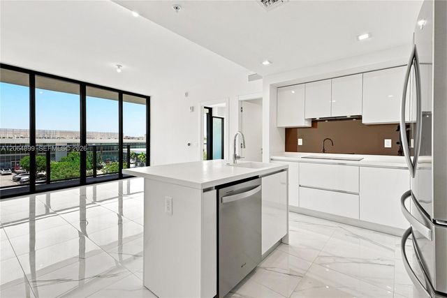 1179 E Hallandale Boulevard 302, Hallandale Beach, FL 33009
