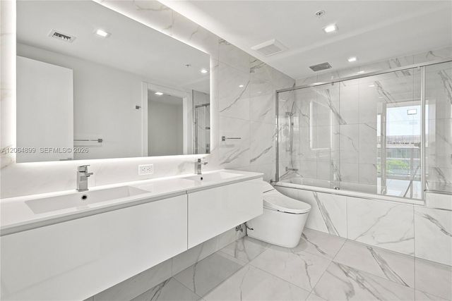 1179 E Hallandale Boulevard 302, Hallandale Beach, FL 33009