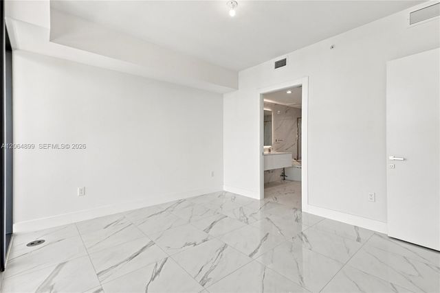 1179 E Hallandale Boulevard 302, Hallandale Beach, FL 33009