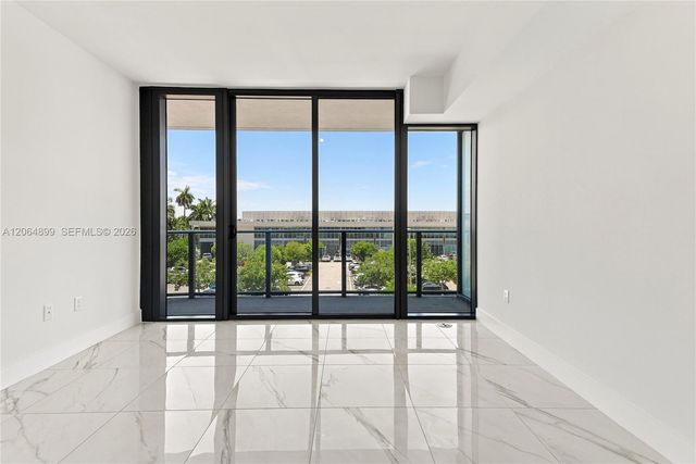 1179 E Hallandale Boulevard 302, Hallandale Beach, FL 33009