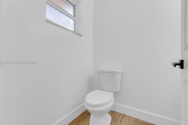 1163 SE 6th Ct, Dania Beach, FL 33004