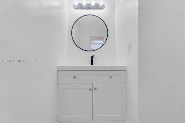 1163 SE 6th Ct, Dania Beach, FL 33004