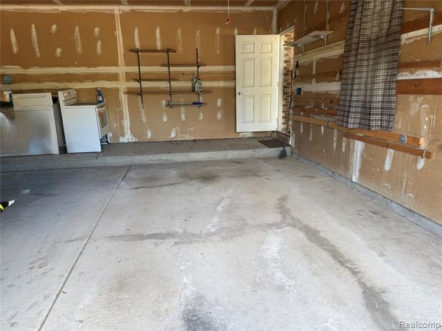 38505 Yarmouth Street, Clinton Township, MI 48038