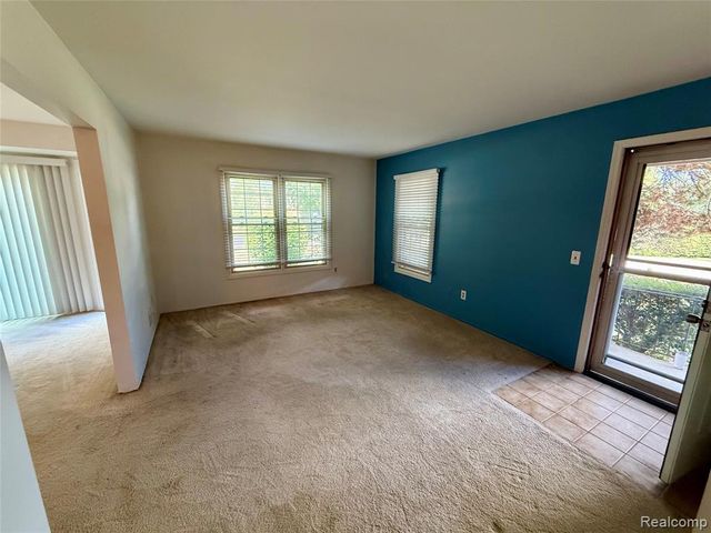 38505 Yarmouth Street, Clinton Township, MI 48038