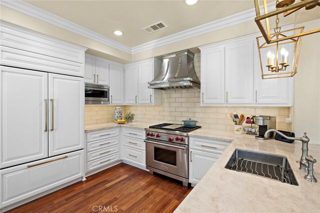 64 Calle Cabrillo, Lake Forest, CA 92610