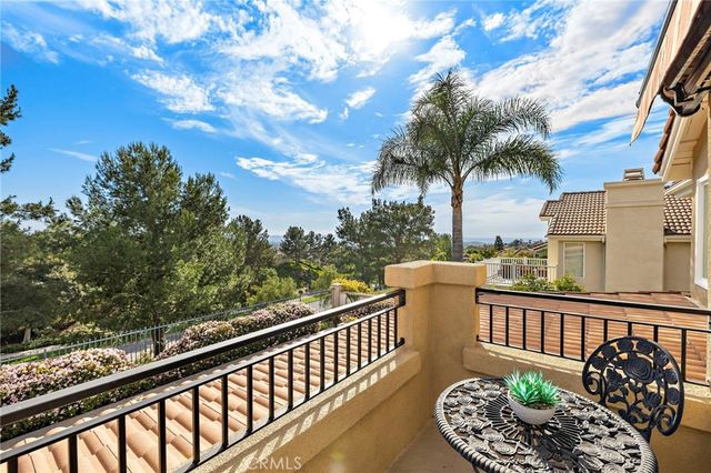 64 Calle Cabrillo, Lake Forest, CA 92610