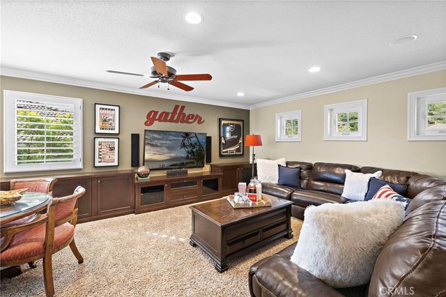 64 Calle Cabrillo, Lake Forest, CA 92610