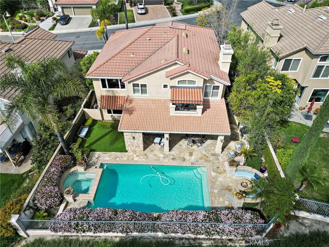 64 Calle Cabrillo, Lake Forest, CA 92610