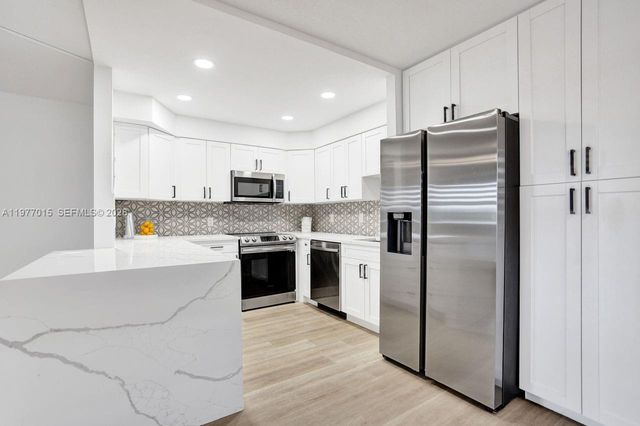 62 Monaco B 62, Delray Beach, FL 33446