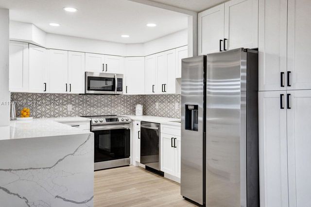 62 Monaco B 62, Delray Beach, FL 33446