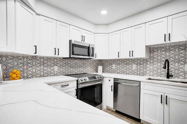 62 Monaco B 62, Delray Beach, FL 33446