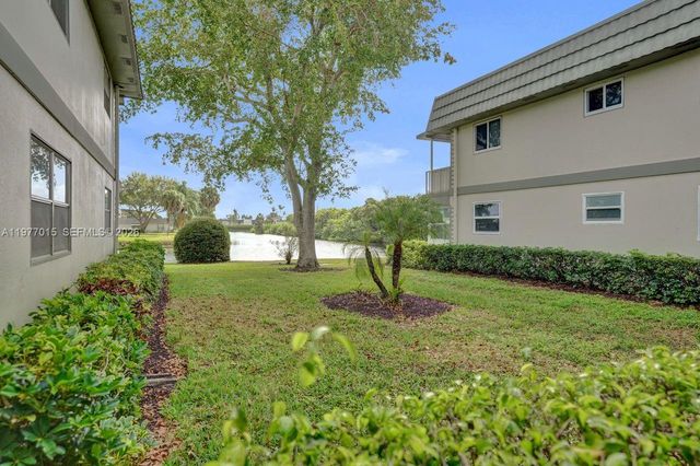62 Monaco B 62, Delray Beach, FL 33446