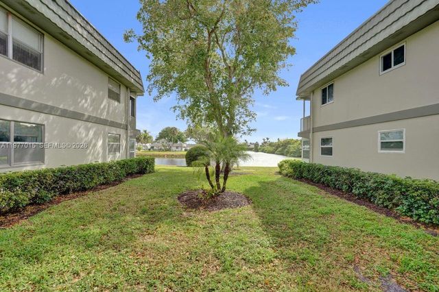 62 Monaco B 62, Delray Beach, FL 33446