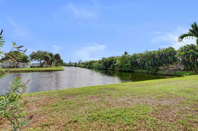 62 Monaco B 62, Delray Beach, FL 33446