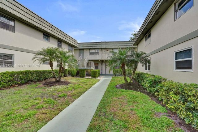 62 Monaco B 62, Delray Beach, FL 33446