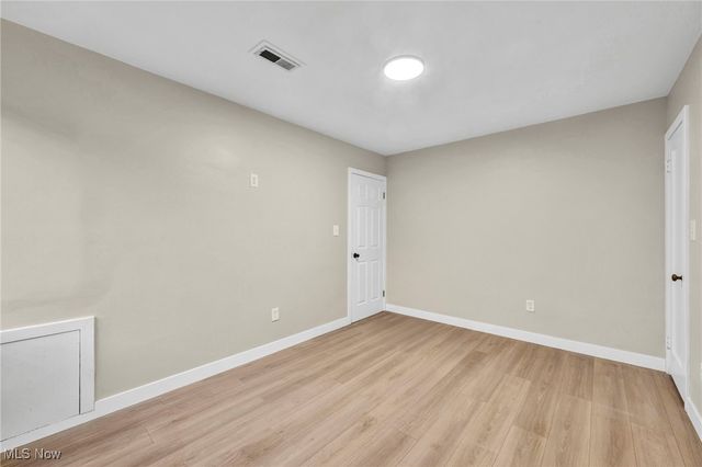 614 Weller, Elyria, OH 44035