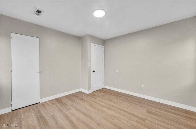 614 Weller, Elyria, OH 44035