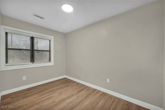 614 Weller, Elyria, OH 44035