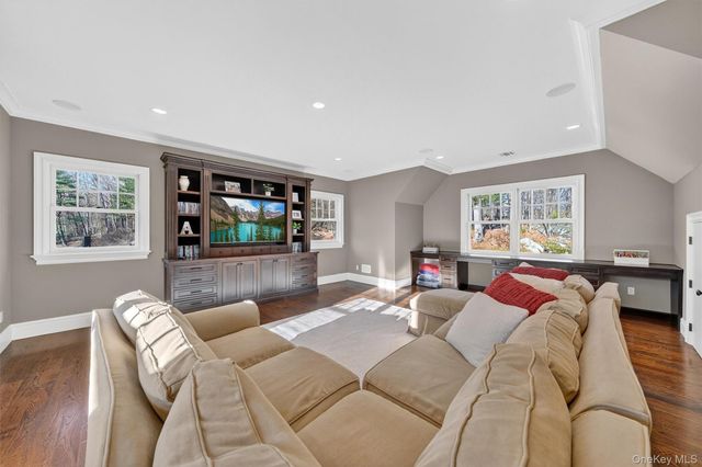 117 Chestnut Ridge Road, Bedford, NY 10549