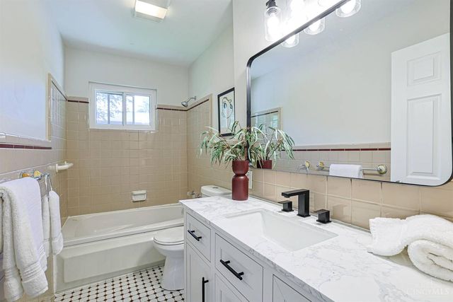 5291 Briarhill Drive, Delhi Twp, OH 45238