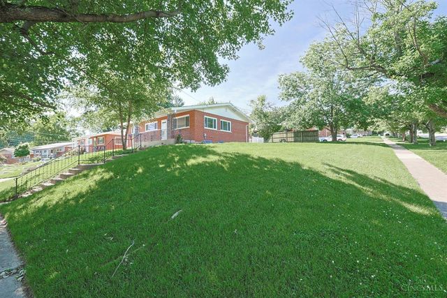 5291 Briarhill Drive, Delhi Twp, OH 45238
