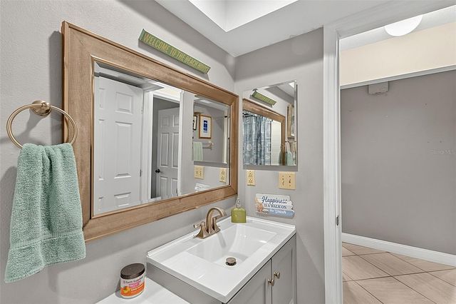 7143 WOOD CREEK DRIVE 203, Sarasota, FL 34231
