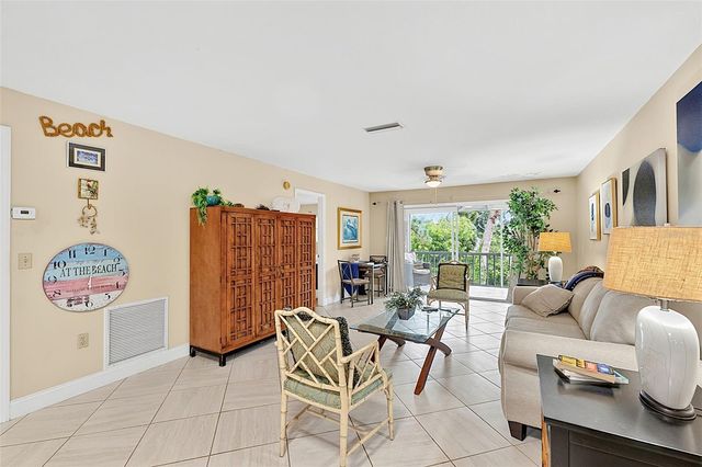 7143 WOOD CREEK DRIVE 203, Sarasota, FL 34231