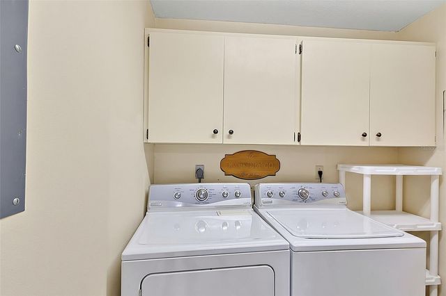7143 WOOD CREEK DRIVE 203, Sarasota, FL 34231
