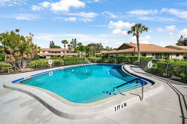 7143 WOOD CREEK DRIVE 203, Sarasota, FL 34231