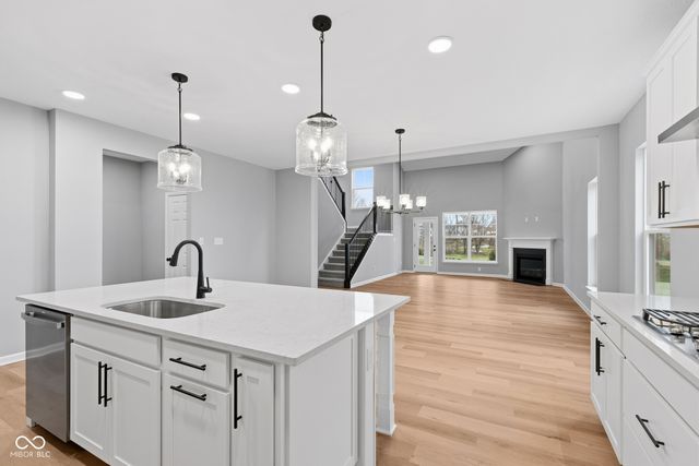 9059 Ambassador Street, Mccordsville, IN 46055