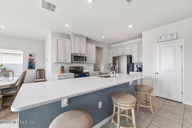 1545 TANOAN Drive, Jacksonville, FL 32221