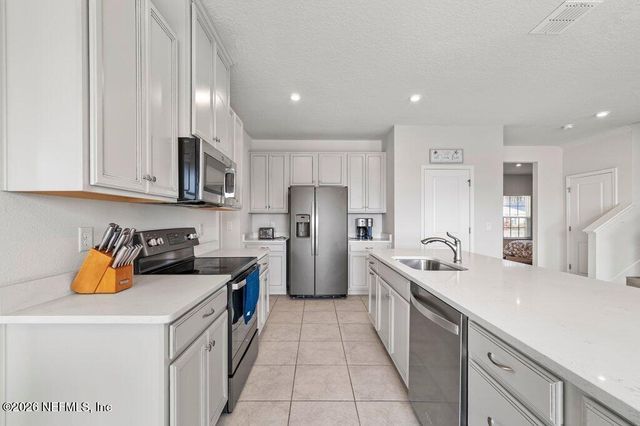 1545 TANOAN Drive, Jacksonville, FL 32221