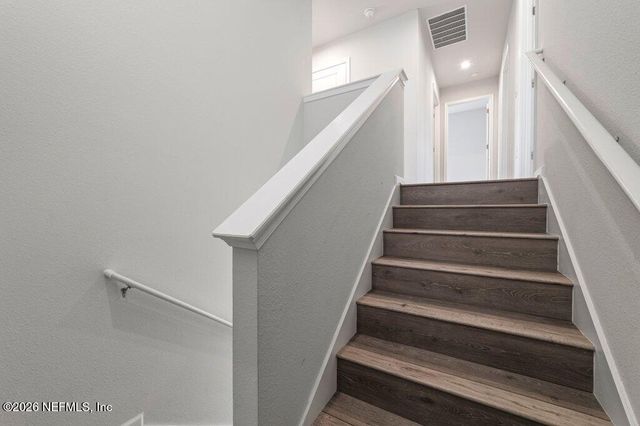 1545 TANOAN Drive, Jacksonville, FL 32221