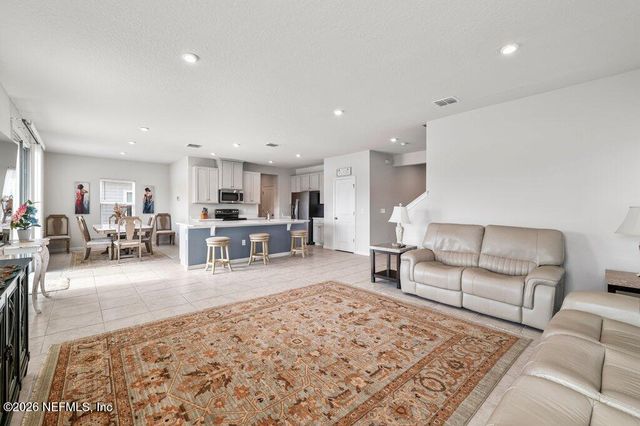 1545 TANOAN Drive, Jacksonville, FL 32221