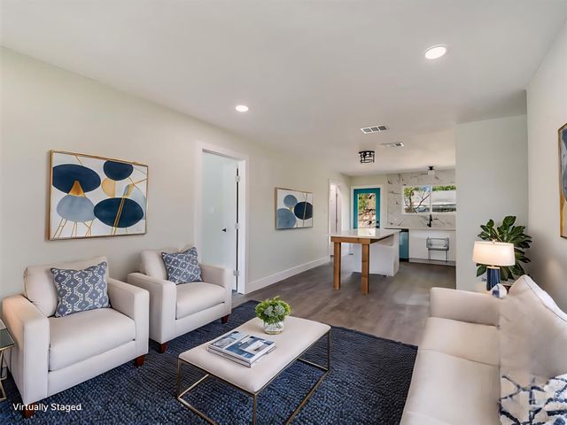 7004 Craybrough CIR, Austin, TX 78724