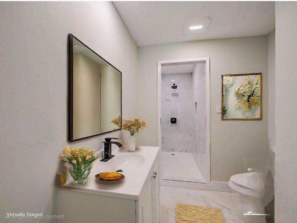 7004 Craybrough CIR, Austin, TX 78724