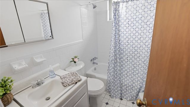7959 Kenmore Dr, Mechanicsville, VA 23111