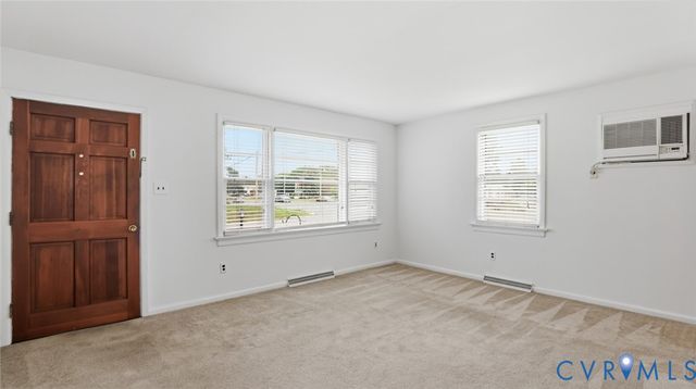 7959 Kenmore Dr, Mechanicsville, VA 23111